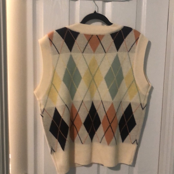 BNWOT ARGYLL SWEATER-VEST in trending oversized menswear vibe. - Picture 2 of 3